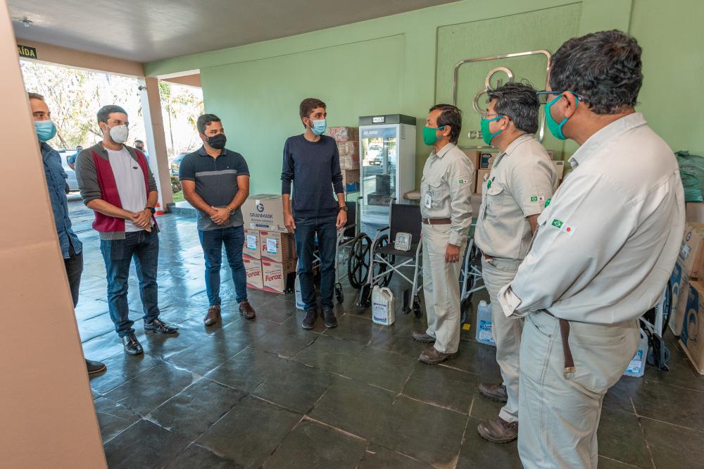 Prefeitura de Ipatinga recebe doação de kits de apoio ao combate à Covid