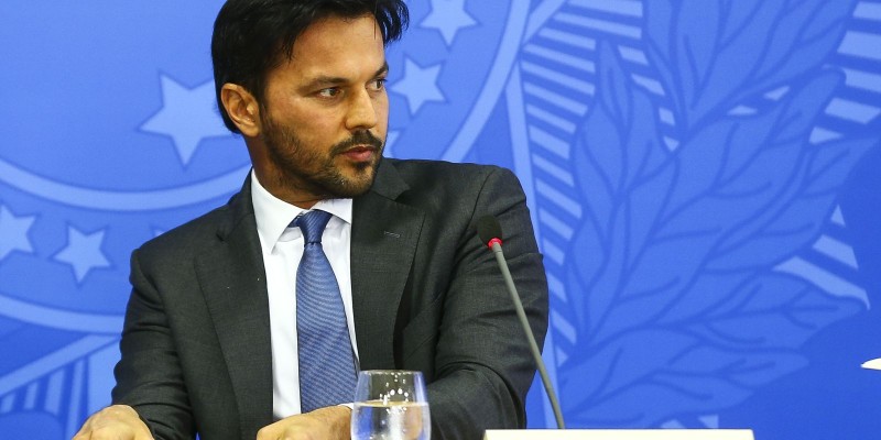 Faria anuncia que TCU analisará edital do 5G em agosto