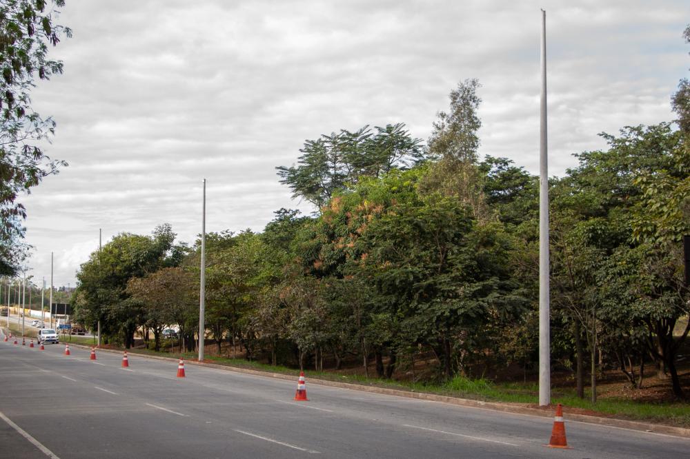 Prefeitura ilumina chegada a Ipatinga pelo anel rodoviário