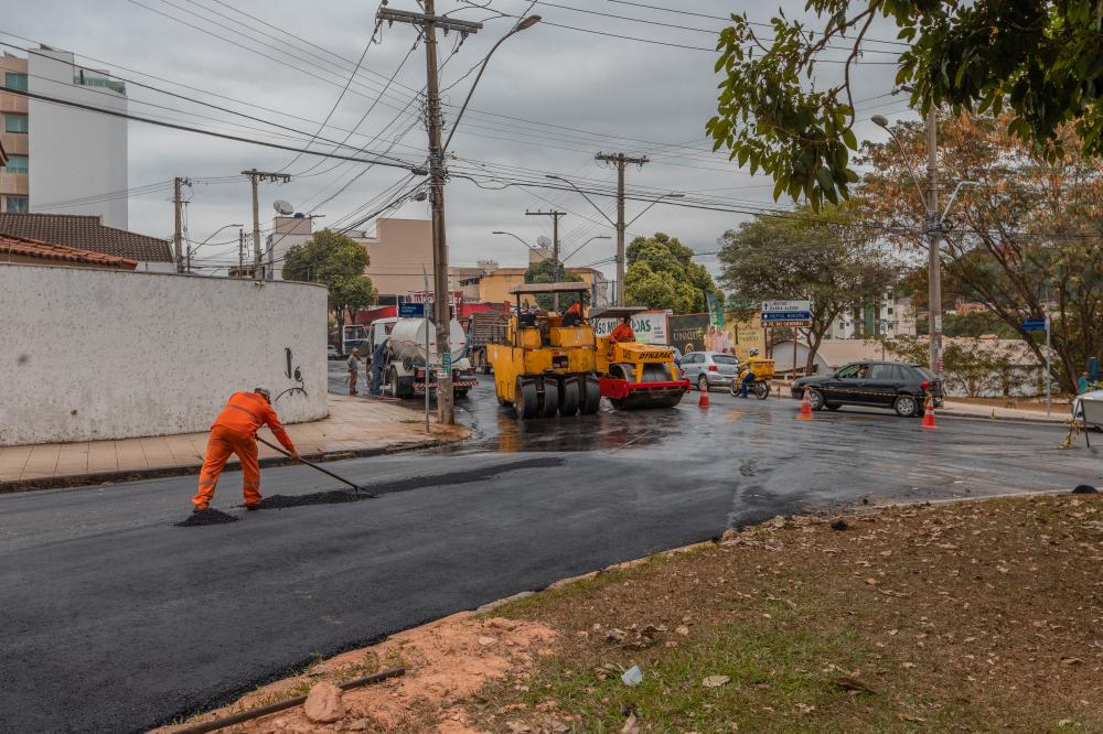 Prefeitura de Ipatinga conclui reparos em rotatória entre Cidade Nobre e Vila Celeste