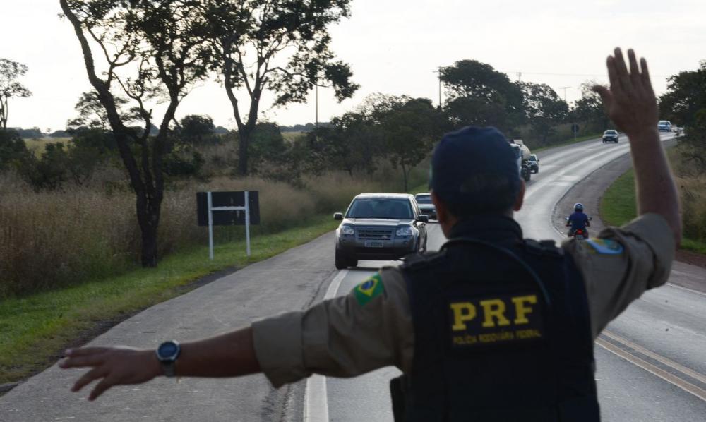 PRF registra mais de 900 acidentes e 67 mortes no Ano-Novo