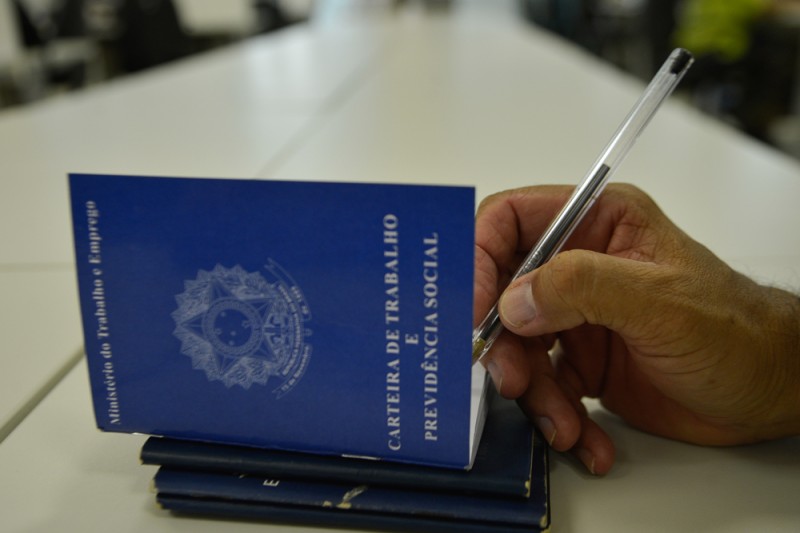 Minas gerou mais de 34 mil empregos com carteira assinada em julho
