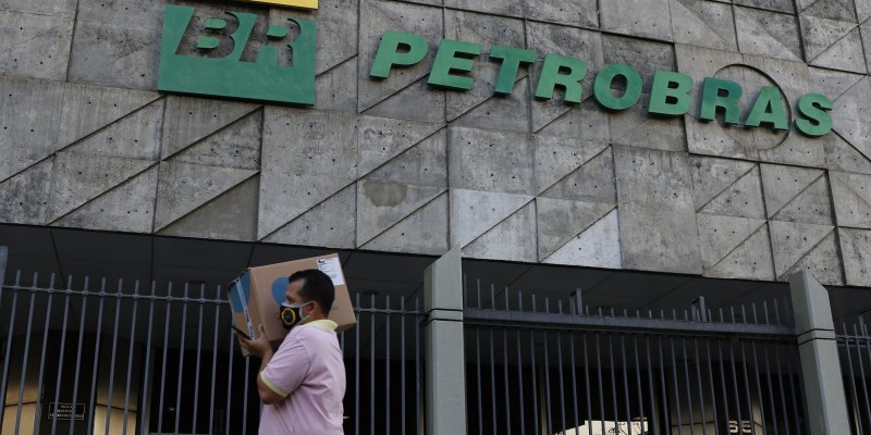 Polícia Federal investiga crimes de corrupção contra Petrobras