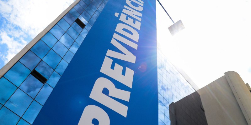 Polícia Federal deflagra ação contra fraude na Caixa e no INSS