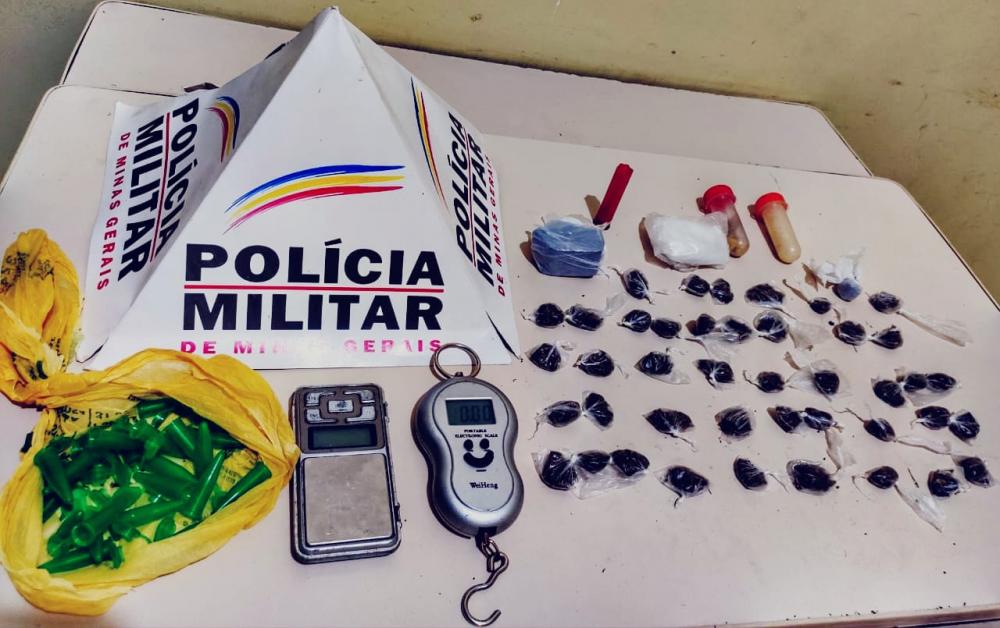 PM apreende materiais em operação e procura por suspeito em Timóteo