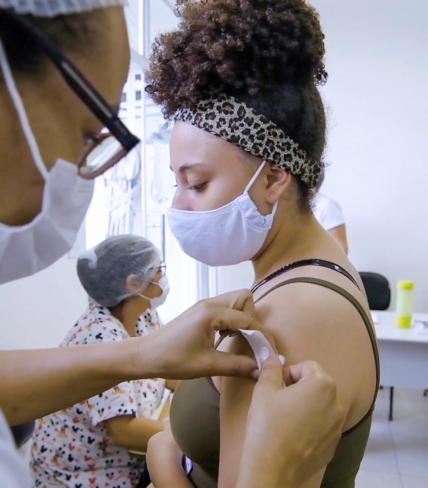 Santana do Paraíso vai aplicar 2ª dose da Pfizer nesta quinta, em horário especial