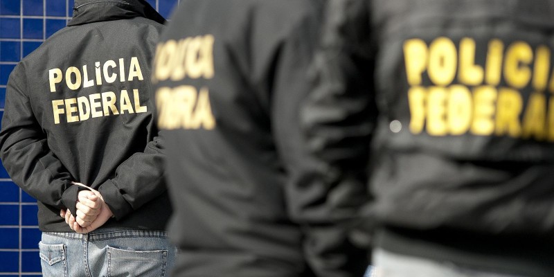 PF combate fraudes na comercialização de caminhonetes em Manaus