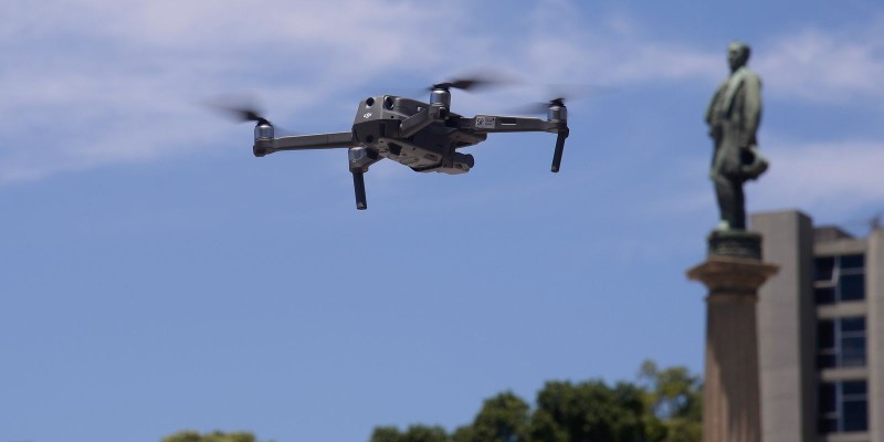 ANAC dá primeira autorização para entrega comercial usando drones