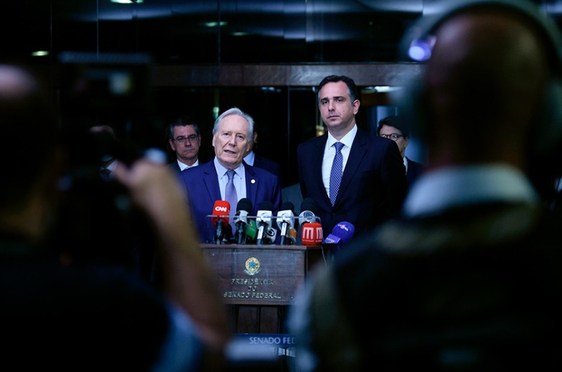 'Impeachment deve ser solução, não problema', diz Pacheco ao instalar comissão