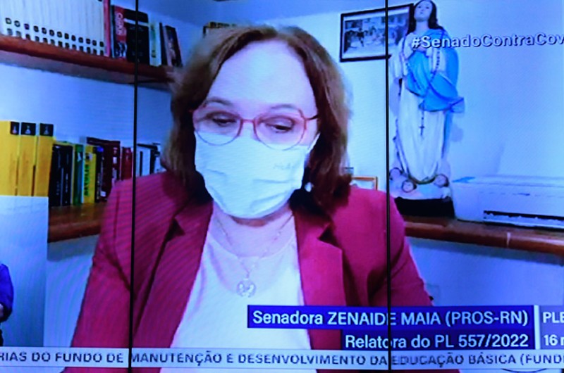 Zenaide pede contratação de médicos peritos terceirizados pelo INSS