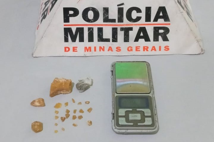 Homem é preso por tráfico de drogas no Centro de Ipatinga