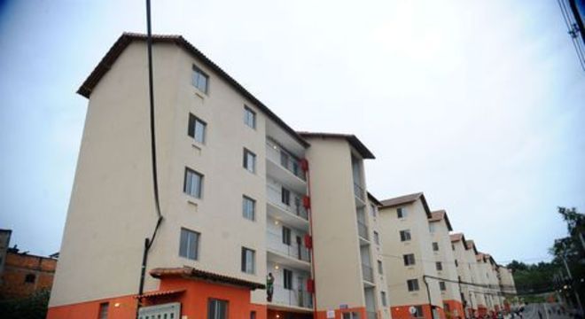 Bolsonaro sanciona lei do Programa Casa Verde e Amarela