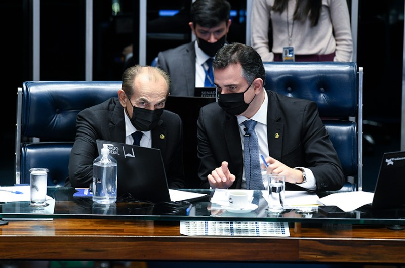 Rodrigo Pacheco e Marcelo Castro lamentam falas do ministro da Educação