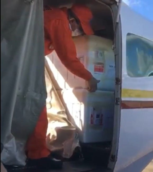 Primeiras doses da vacina contra Covid-19 chegam a Valadares