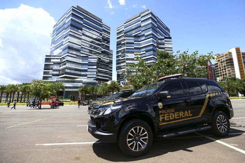 Operação da PF combate fraude ao Auxílio Emergencial 