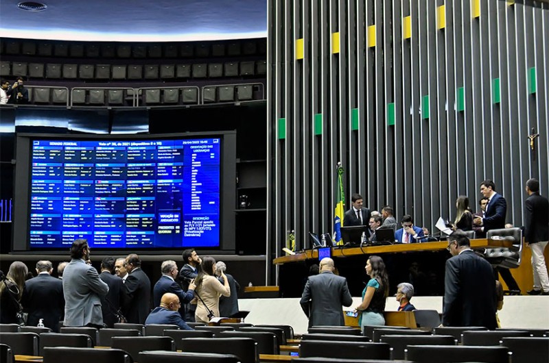 Congresso aprova dinheiro para Plano Safra e municípios