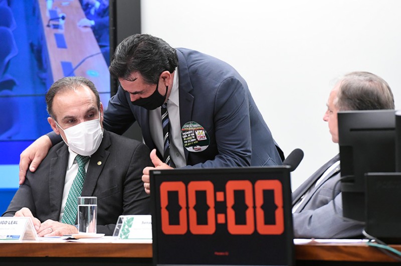 Relator-geral do Orçamento indica R$ 1,7 bilhão em emendas para a Saúde