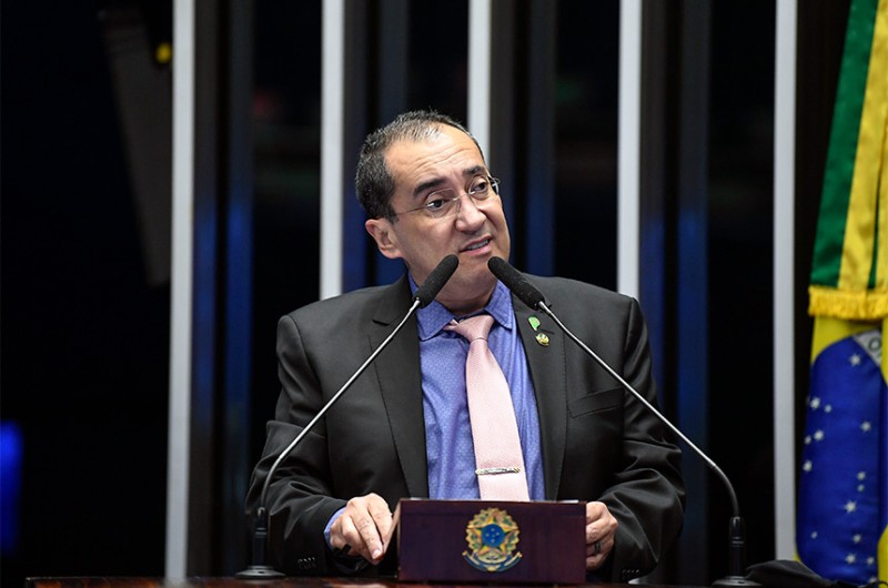 Jorge Kajuru propõe PEC para acabar com reeleição aos cargos do Executivo