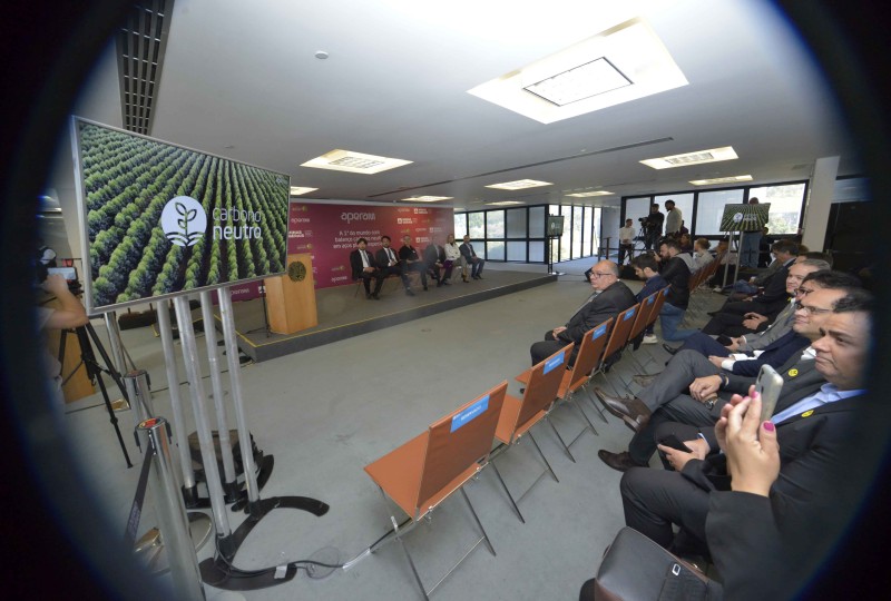 Minas atrai investimento de R$ 588 milhões da Aperam South America