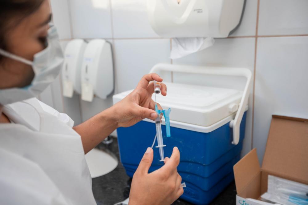 Ipatinga recebe novo lote de vacinas contra a Covid-19