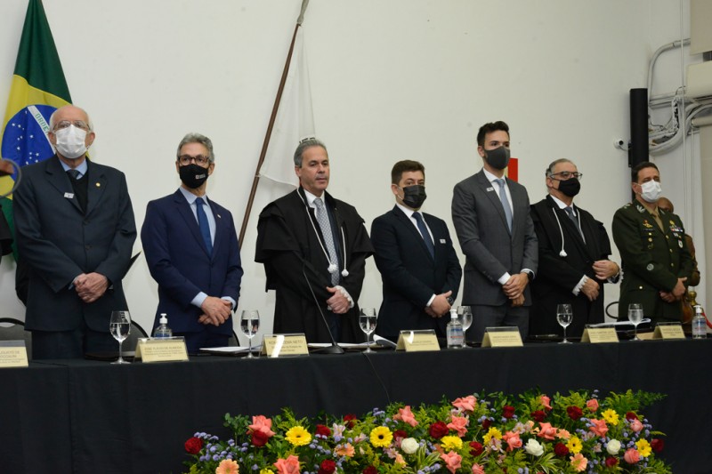 Governador participa da cerimônia de posse da nova diretoria do TRE-MG