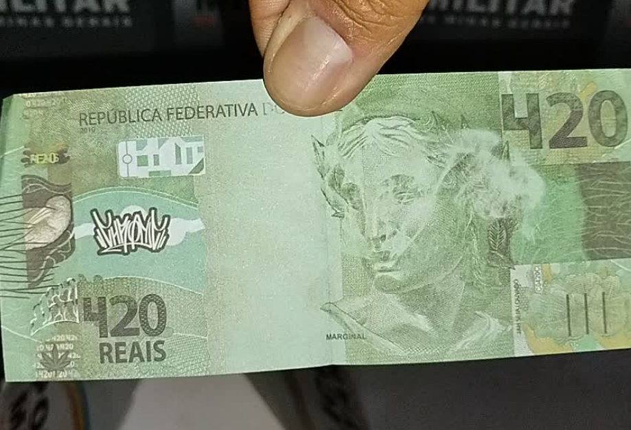 Valadares: Polícia Militar apreende drogas e nota falsa em apartamento 