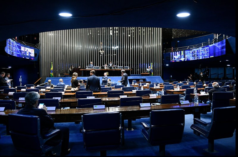 Plenário vota na quarta MP que muda regra para compensação tributária aos bancos