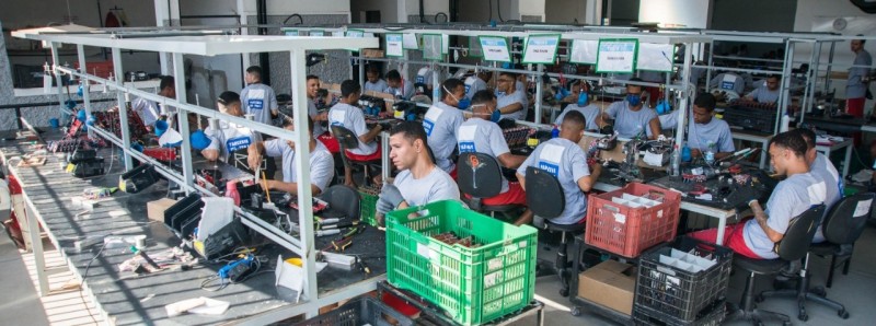 Sistema prisional celebra parceria com 543 empresas e 15 mil custodiados trabalhando