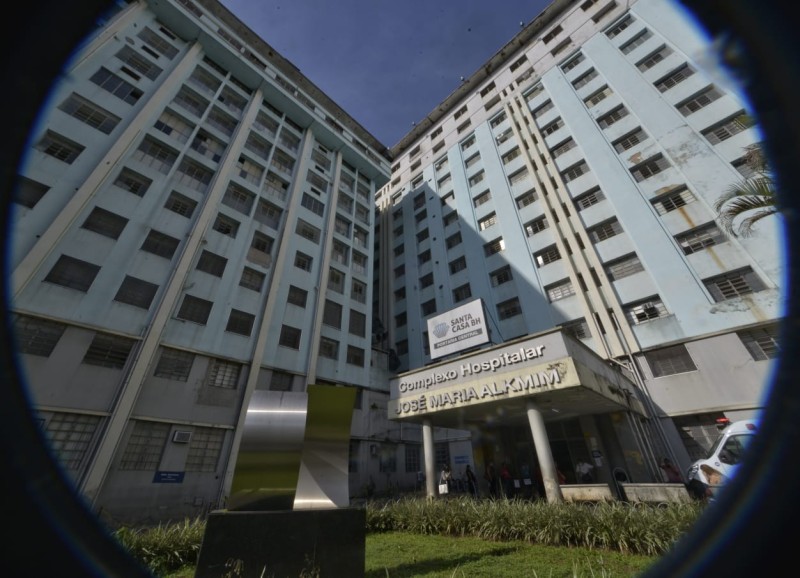 Governador acompanha reabertura dos 50 leitos de CTI na Santa Casa BH