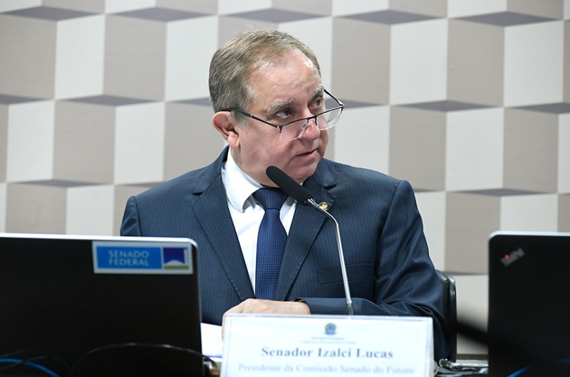 Projeto que formaliza doação de computadores do governo segue para sanção