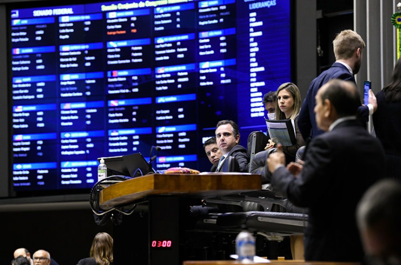 Veto a exigência de curso superior para técnicos do TJDFT é derrubado