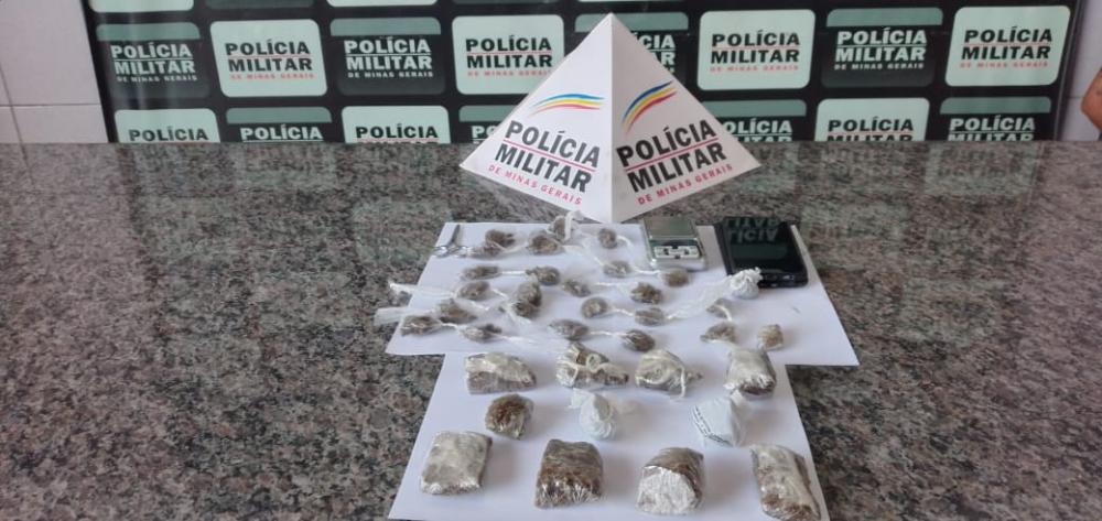 Denúncia leva à prisão jovem por tráfico em Coronel Fabriciano