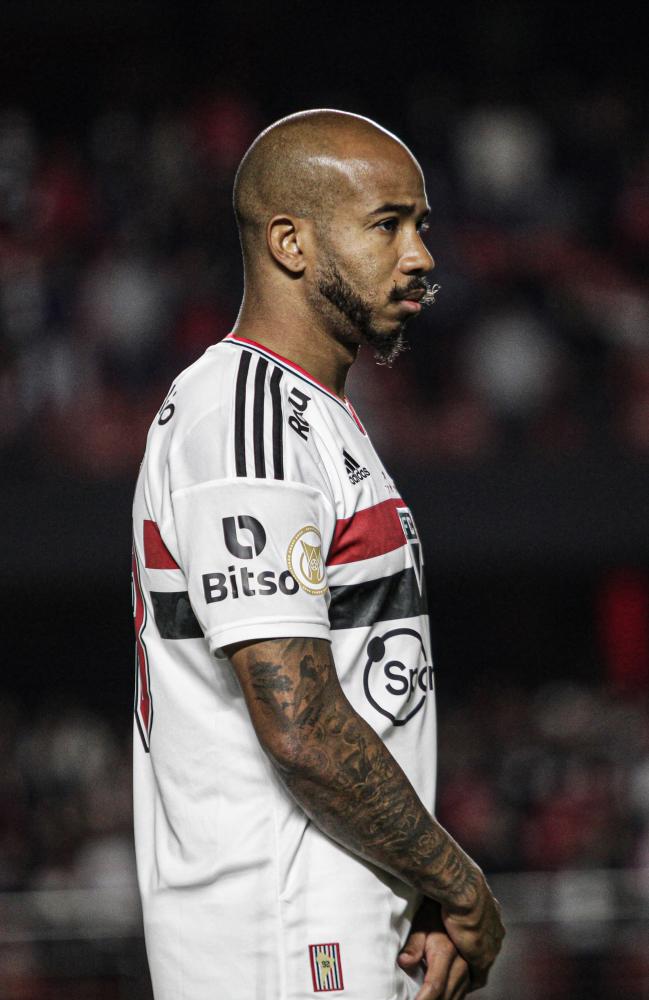 Hulk antecipa Atlético-MG e 