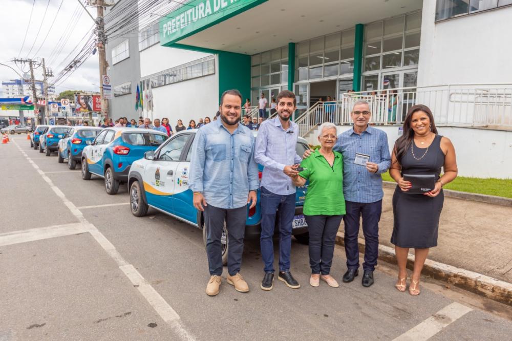 Ipatinga realiza repasse de veículos para entidades socioassistenciais