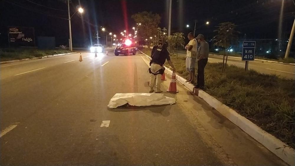Homem morre atropelado ao tentar atravessar a BR-116, em Governador Valadares 