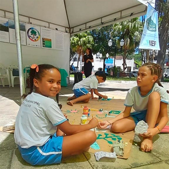Projeto leva consciência ambiental a comunidades do entorno de parque no Vale do Rio Doce 
