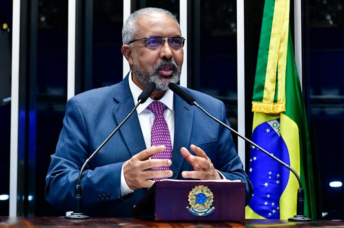 Paim fala sobre aprovação de Lanceiros Negros no livro dos heróis da pátria