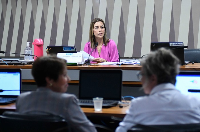 CRA quer ouvir três ministros nas próximas semanas