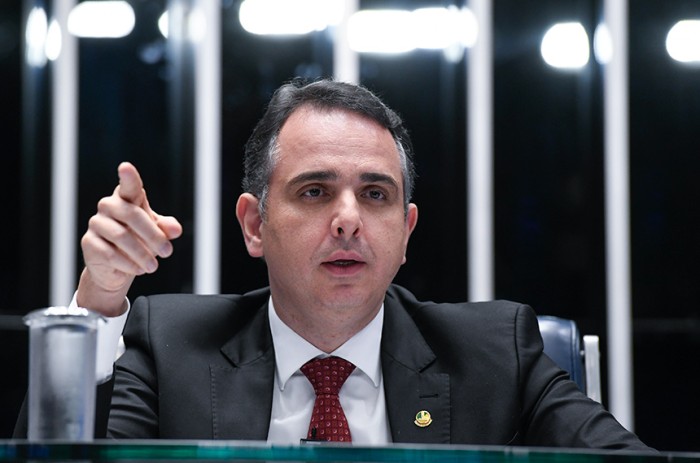 Rodrigo Pacheco encaminha a Lula pedido de intervenção das Forças Armadas no RN