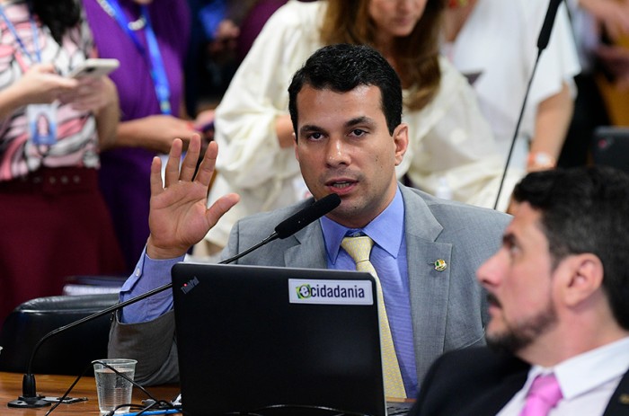 CCJ aprova data da posse como marco para avaliar idade de candidatos