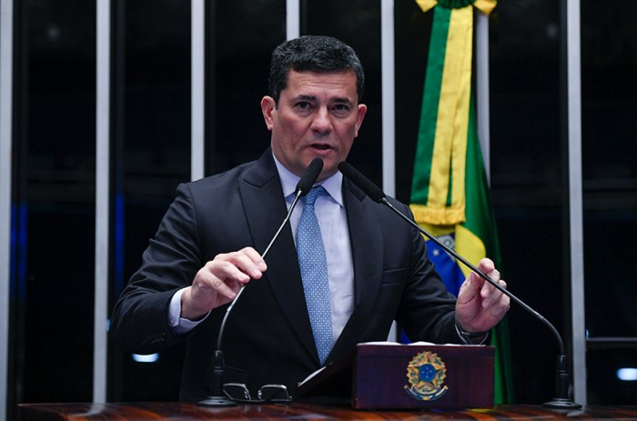 Moro pede criminalização do planejamento de ataques do crime organizado