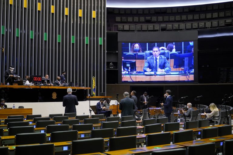 Câmara: votação da MP, que amplia margem do consignado para aposentados, é adiada para próxima terça-feira (9)
