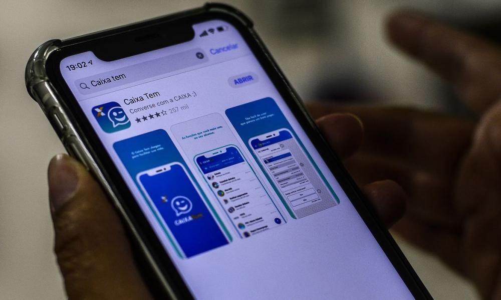 Usuários do aplicativo Caixa Tem que nasceram em março devem atualizar cadastro