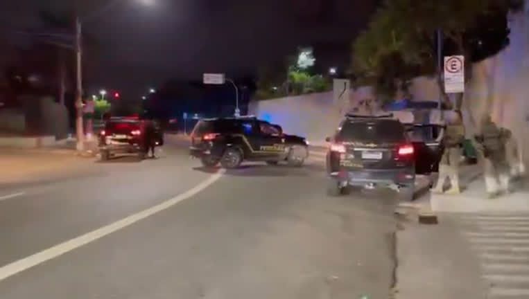 Polícia Federal busca grupo especializado em roubo a terminais da Caixa